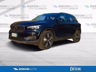 VOLVO XC40 B4 AWD Geartronic Momentum Pro